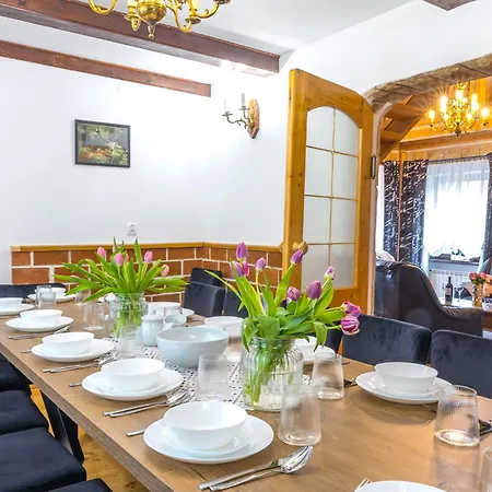 Family House Rosa Willa *